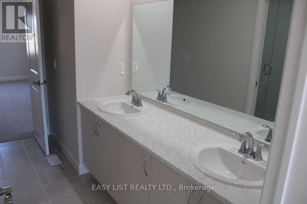 244 O'neil Street Property Photo 25