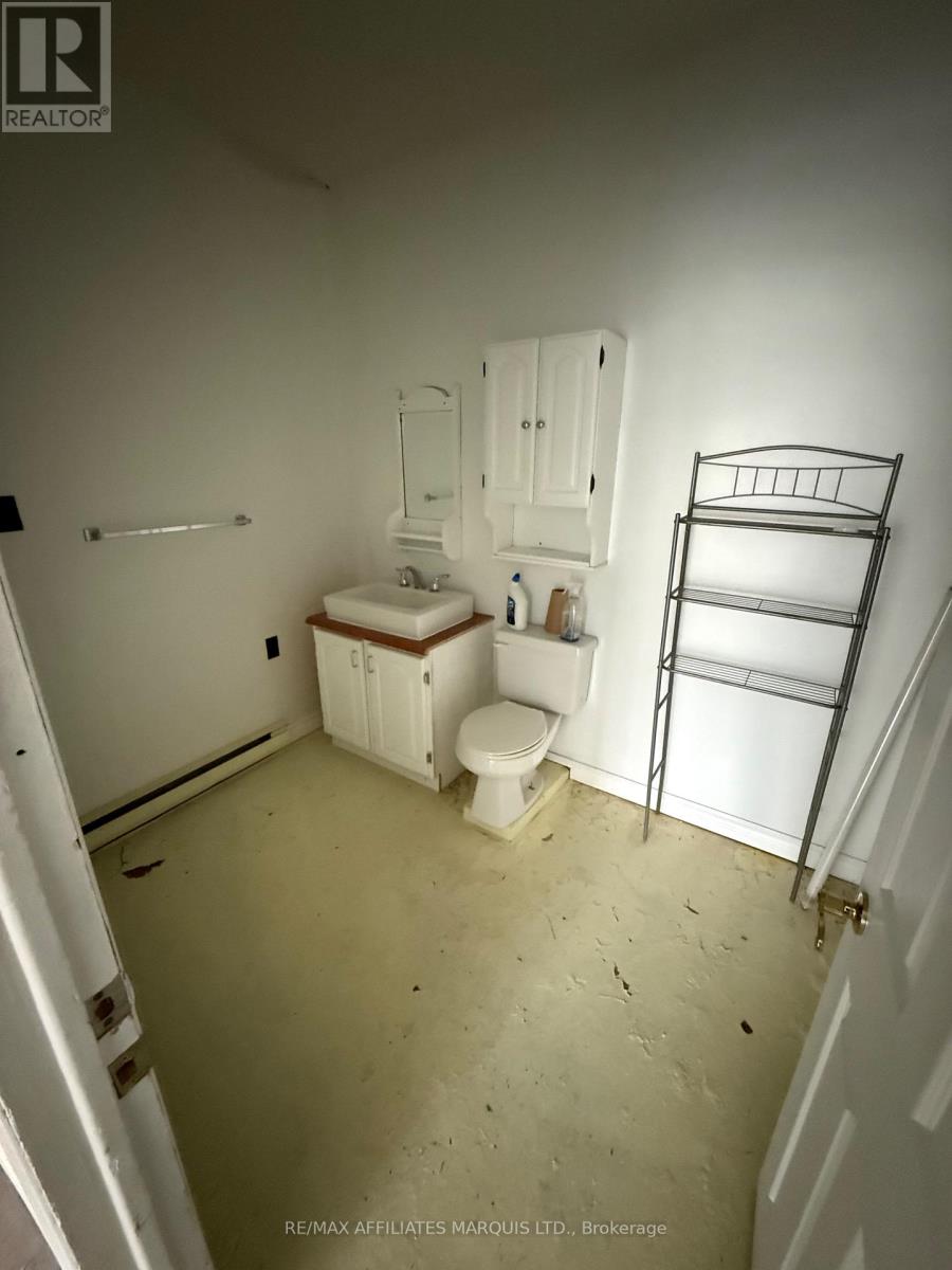 1116 Paul Street Property Photo 4