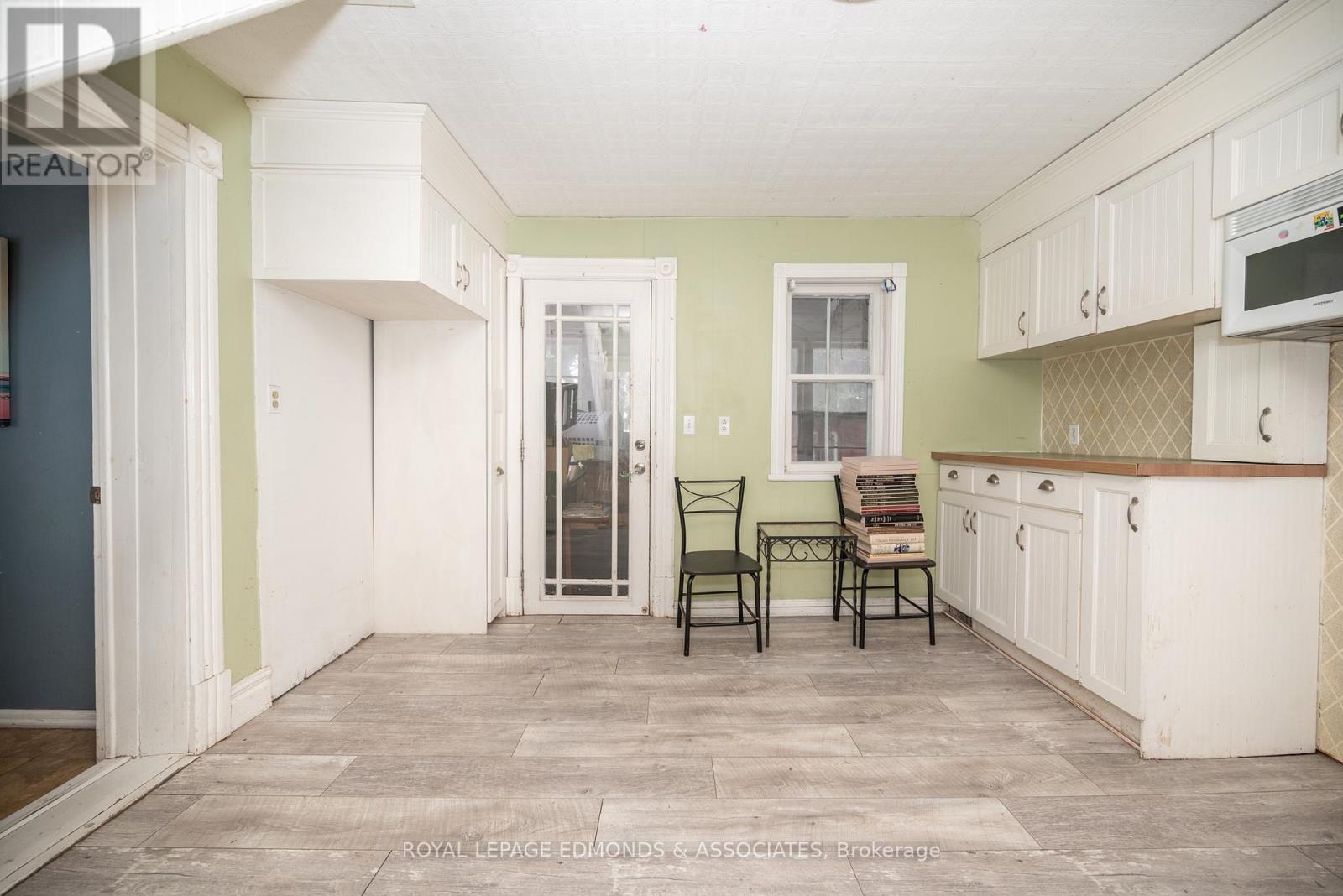 198 Mcallister Street Property Photo 10