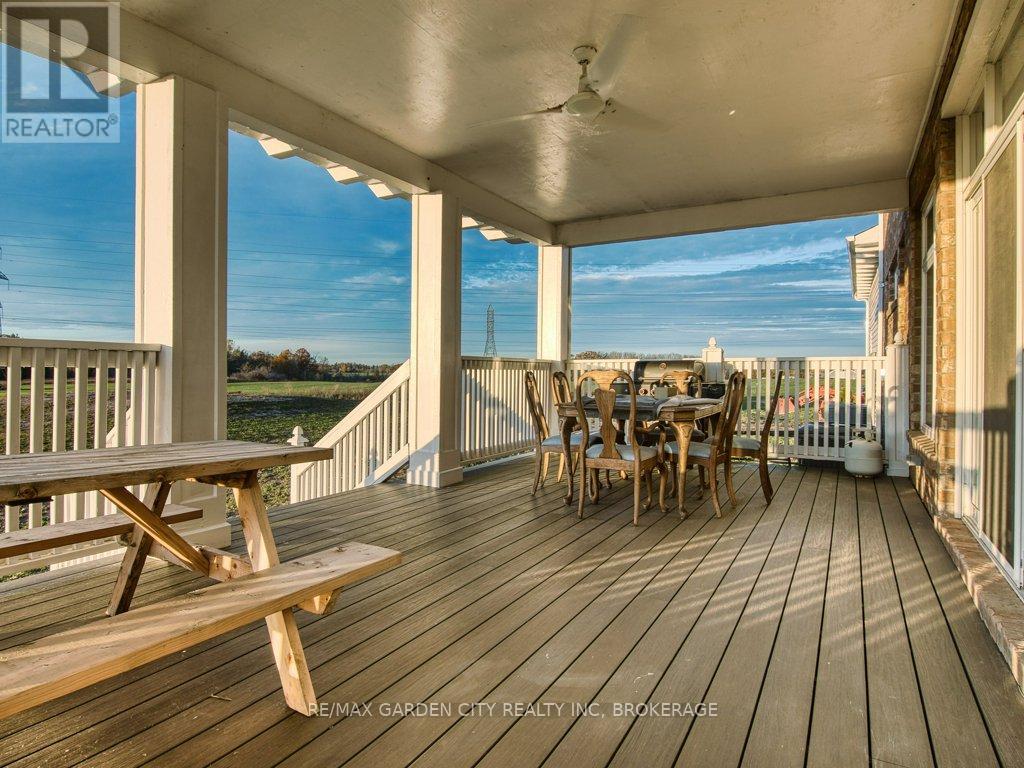 2400 Effingham Street Property Photo 15