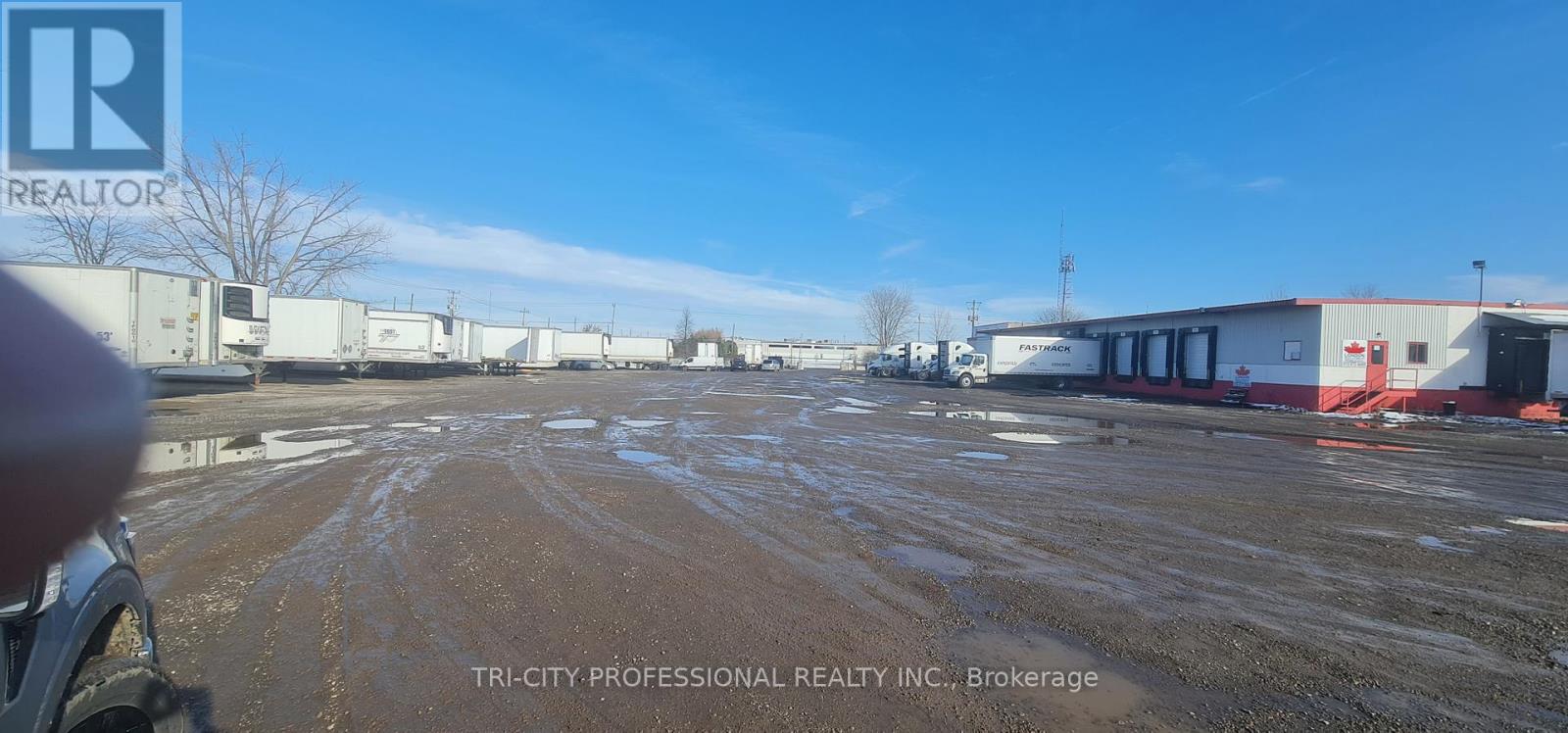 535 Industrial Road Property Photo 4