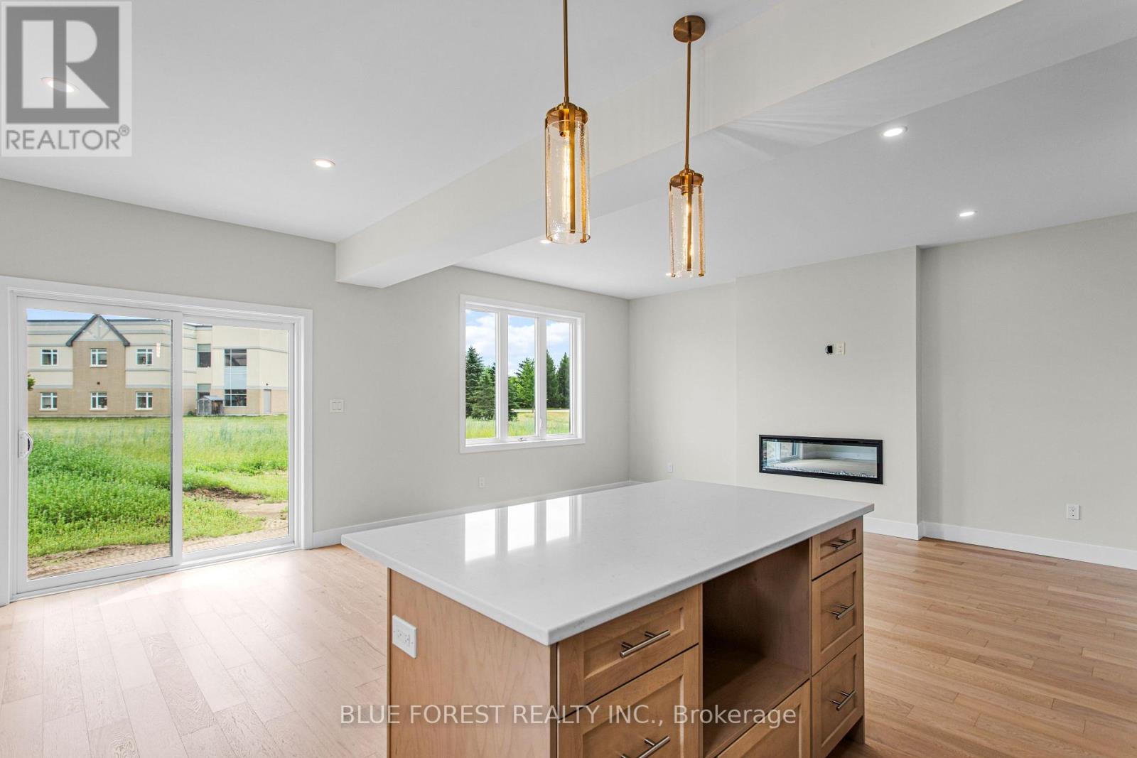 245 Mctavish Street Property Photo 9