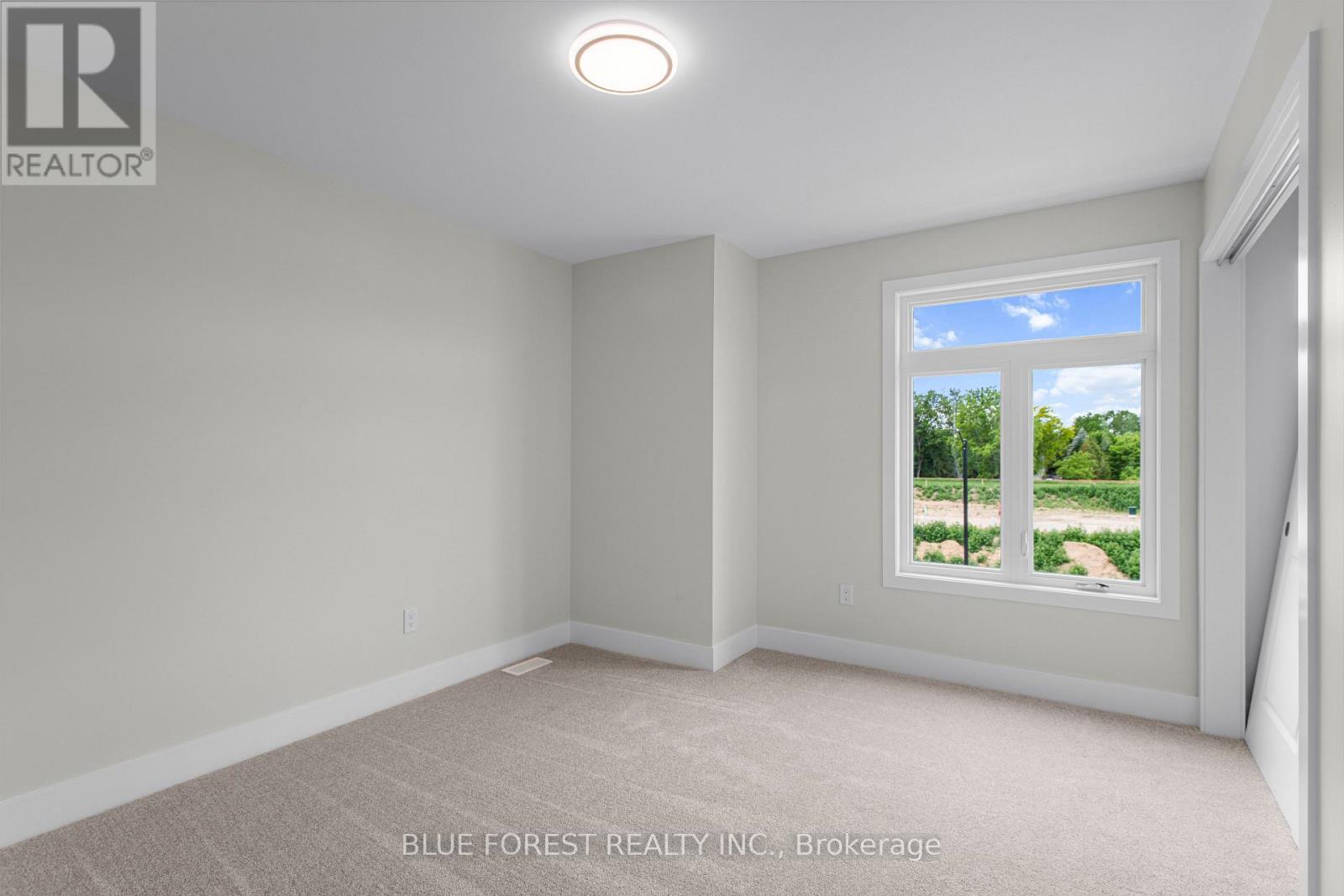 245 Mctavish Street Property Photo 29