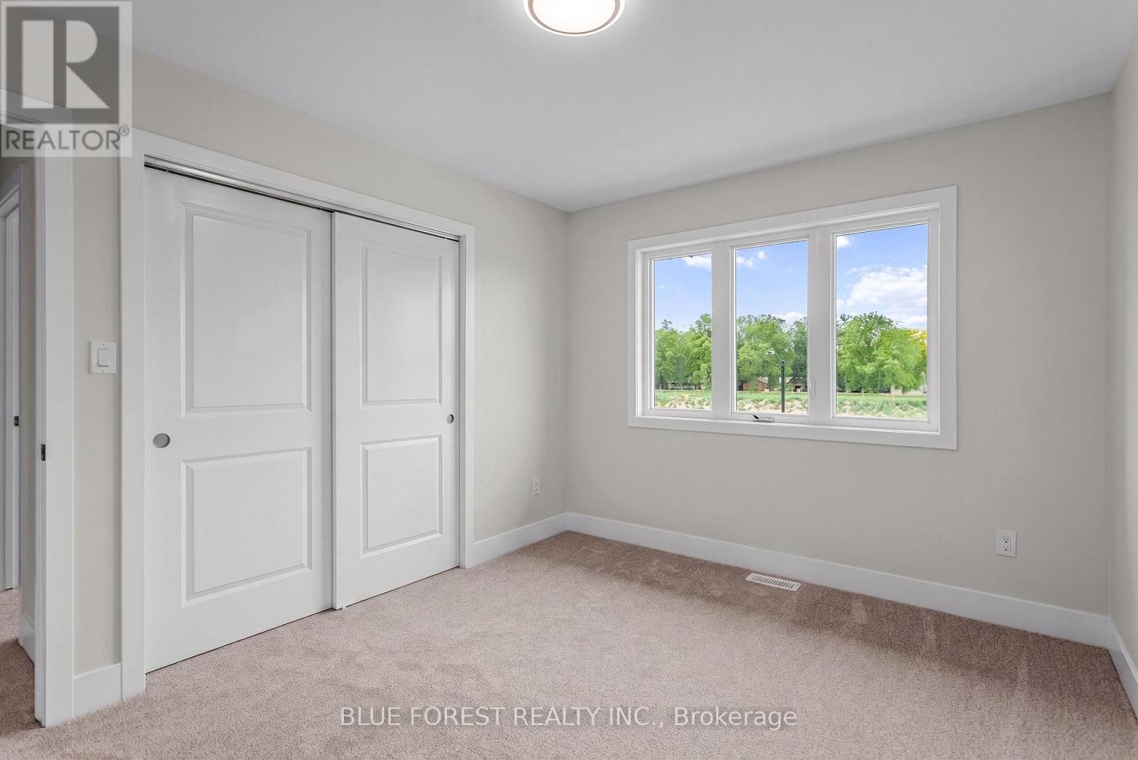 245 Mctavish Street Property Photo 33