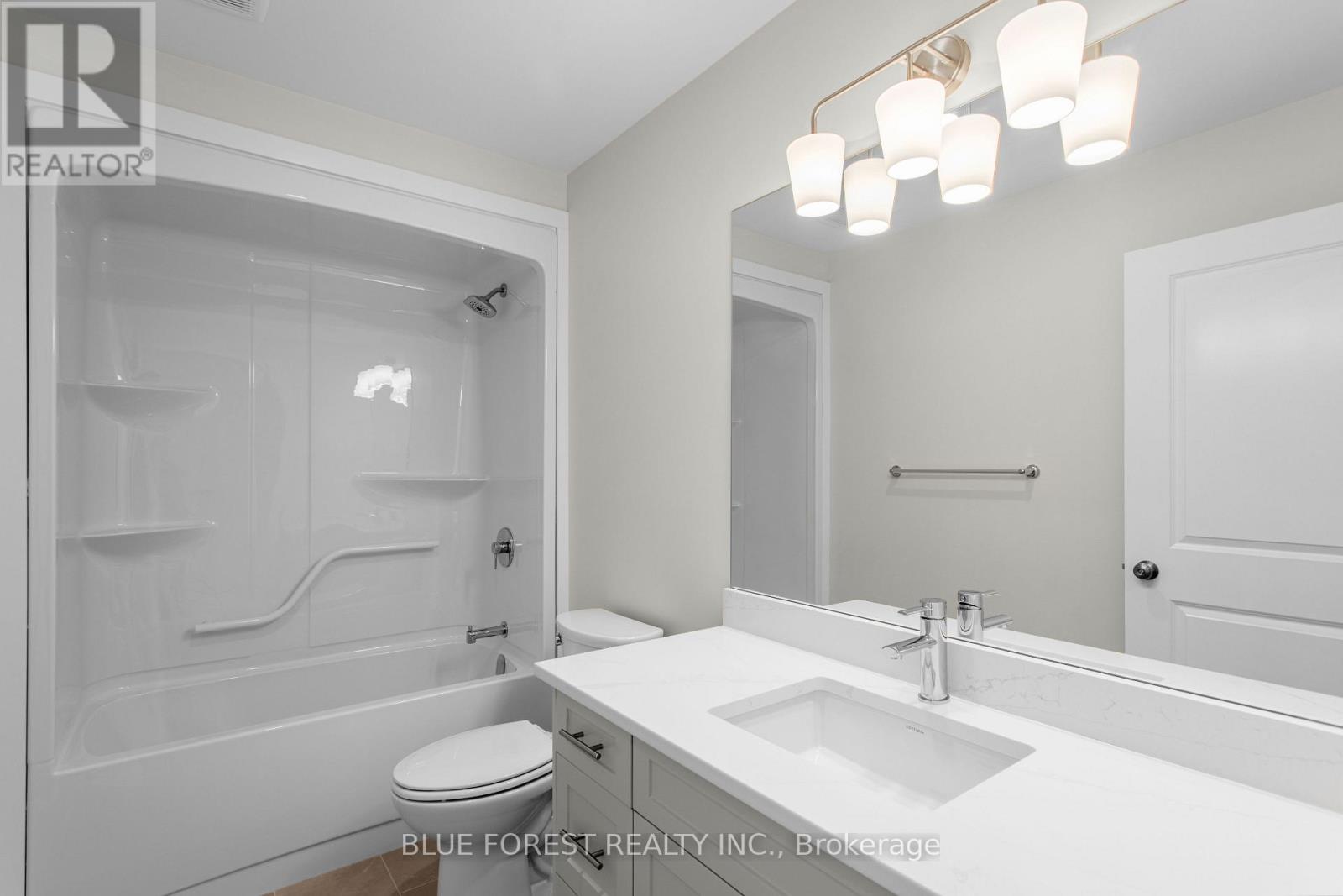 245 Mctavish Street Property Photo 35