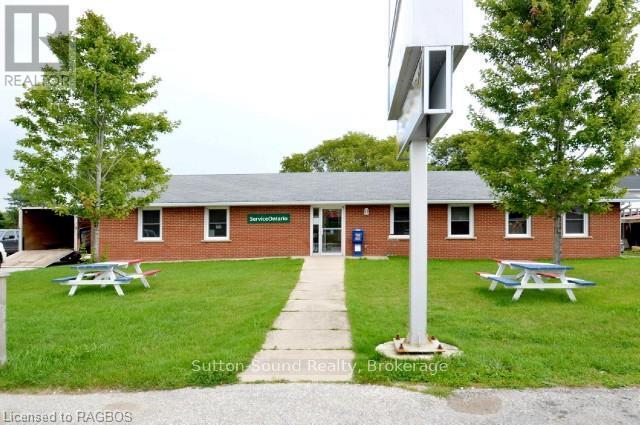 10175 Highway 6 Highway Property Photo 1