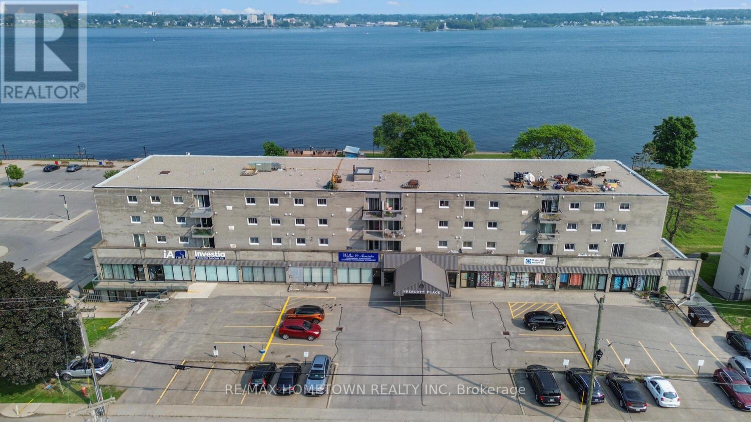 309 - 235 Water Street Property Photo 6