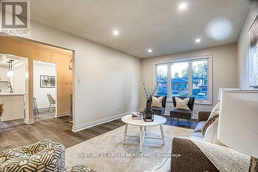 164 Gardiner Drive Property Photo 3