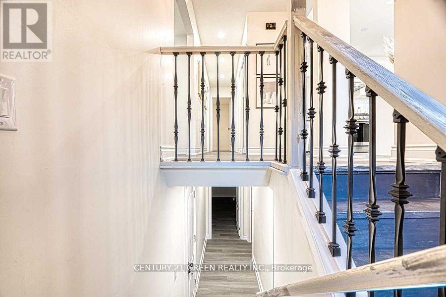 164 Gardiner Drive Property Photo 24