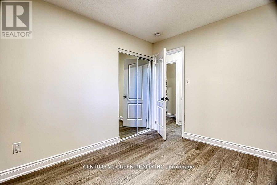 164 Gardiner Drive Property Photo 39
