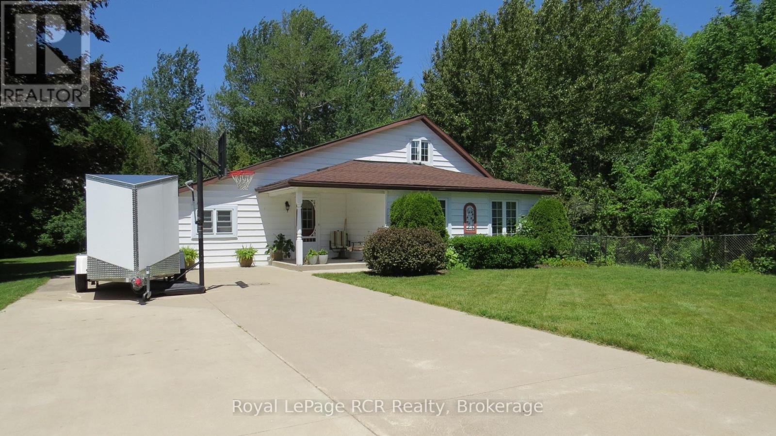 164 Edward Street Property Photo 6