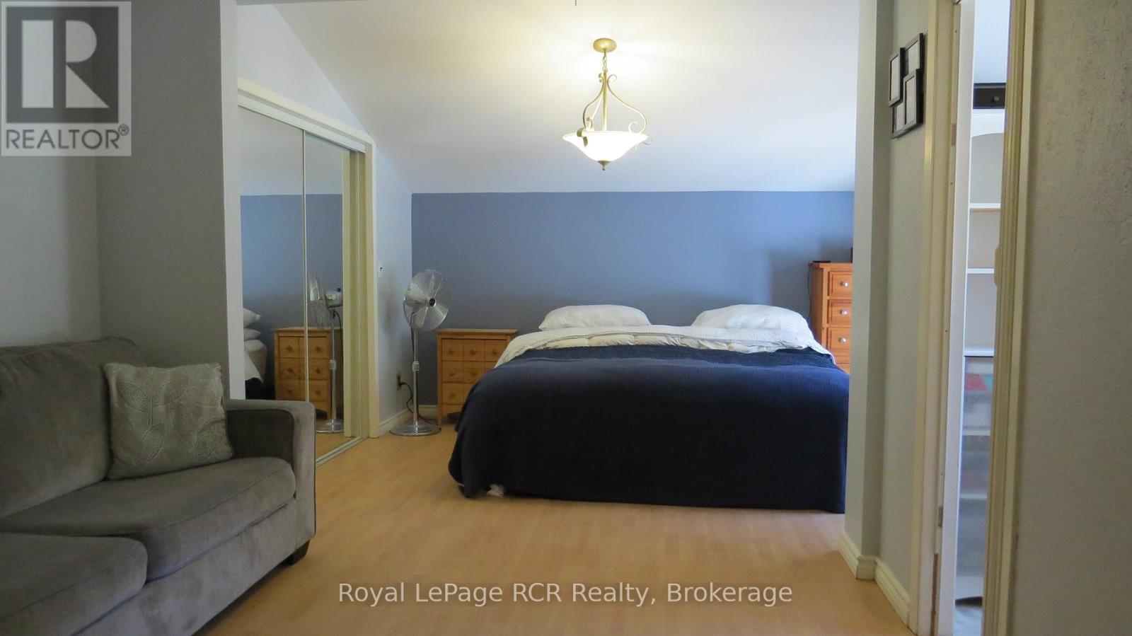 164 Edward Street Property Photo 38