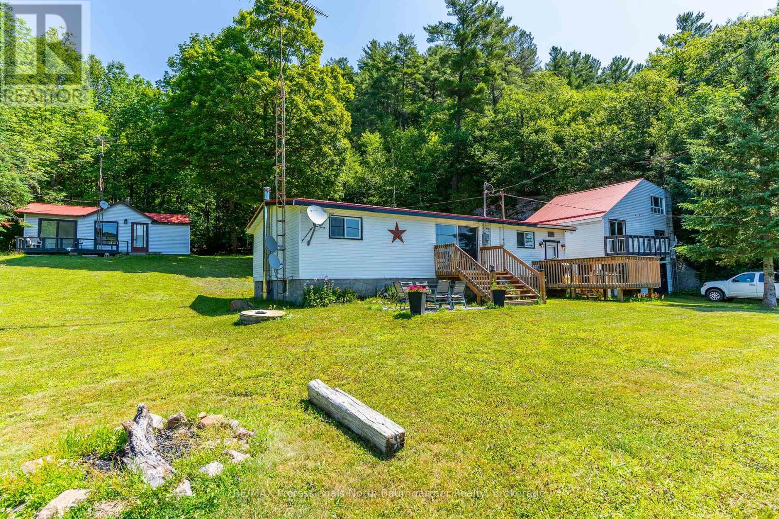 18830 Hwy 35 Property Photo 1