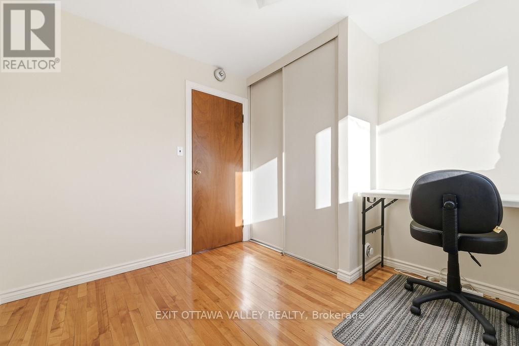 3 Newton Crescent Property Photo 18