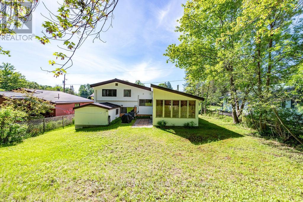 3 Newton Crescent Property Photo 40