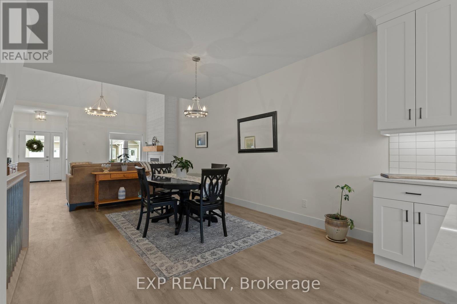 31 - 744 Nelson Street W Property Photo 12