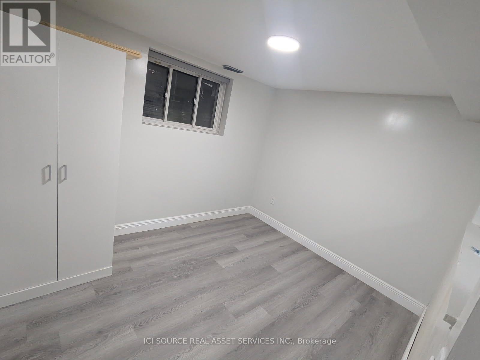 B - 6447 Culp Street Property Photo 6