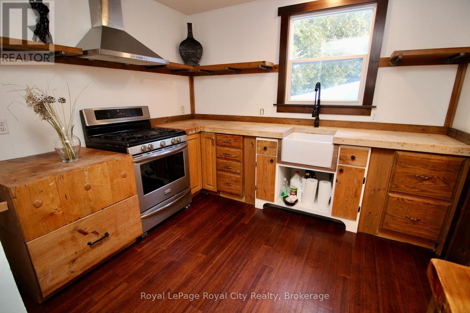 28 Harpur Drive Property Photo 15