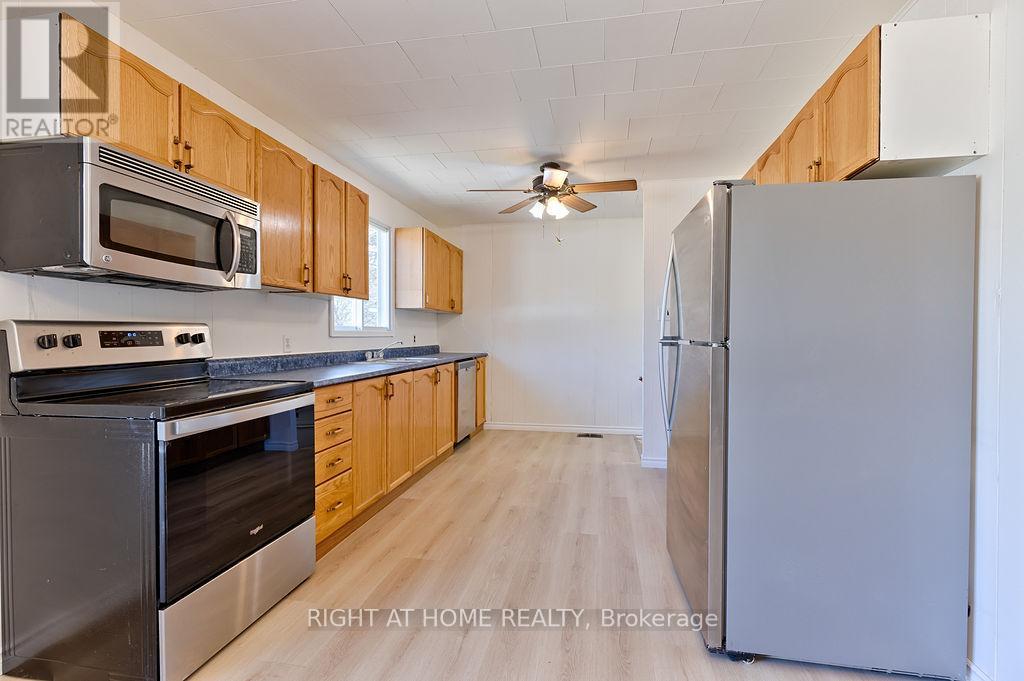28 Jackpine Street Property Photo 16