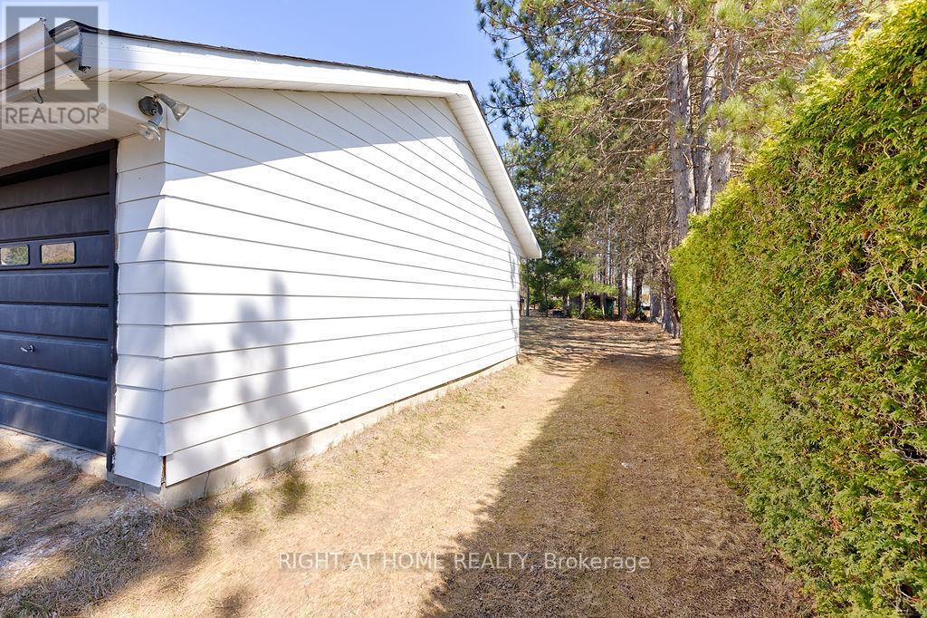 28 Jackpine Street Property Photo 20