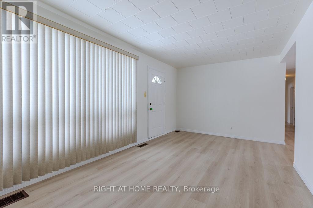 28 Jackpine Street Property Photo 21