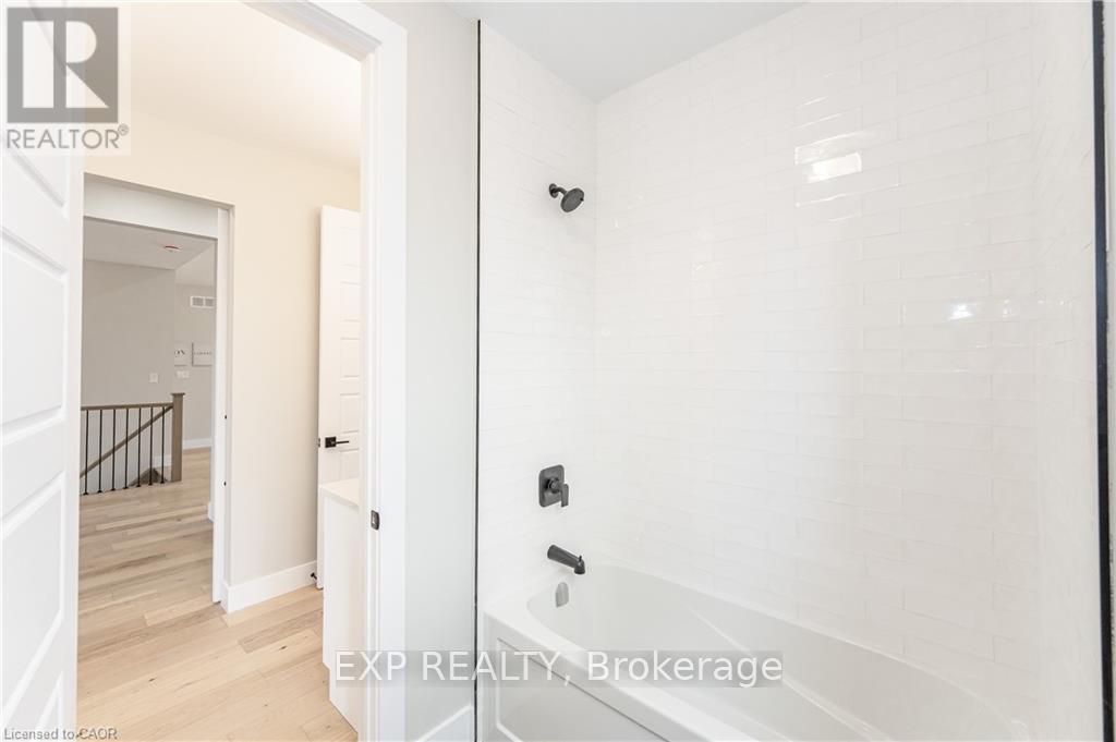 1050 Walton Avenue Property Photo 25