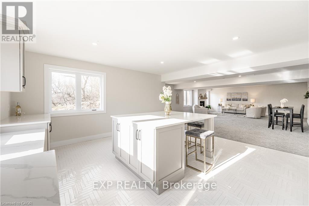 1050 Walton Avenue Property Photo 34
