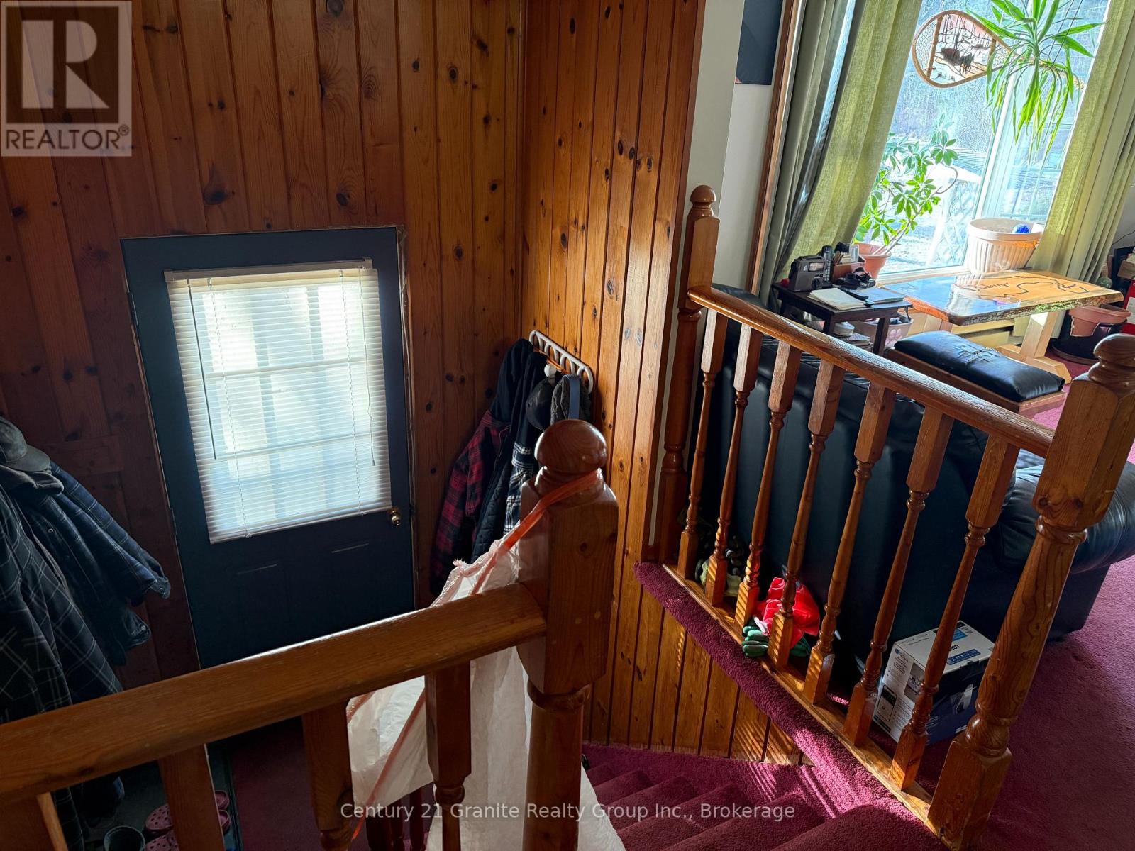 1028 Crabbe Lane Property Photo 2