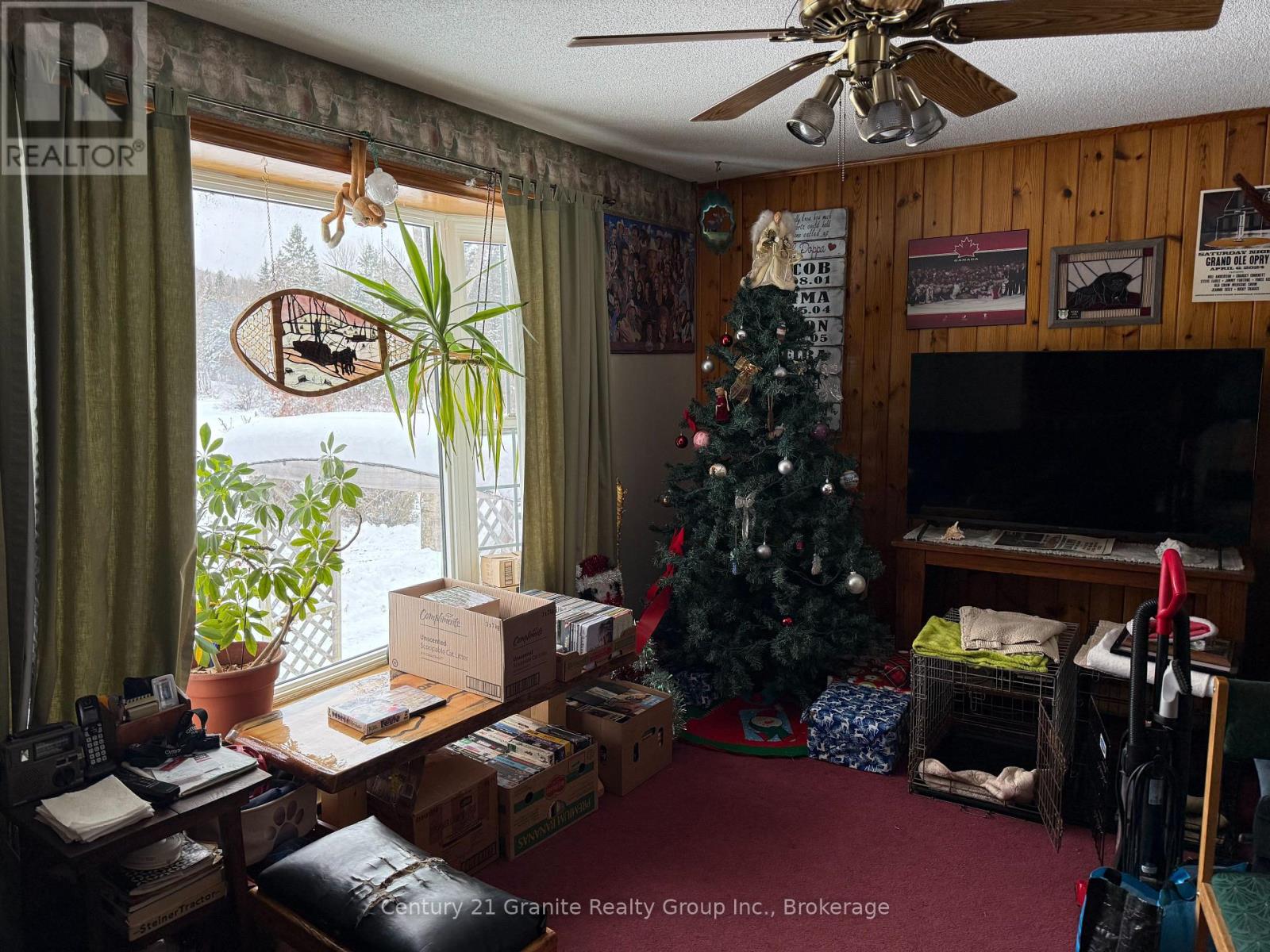 1028 Crabbe Lane Property Photo 3