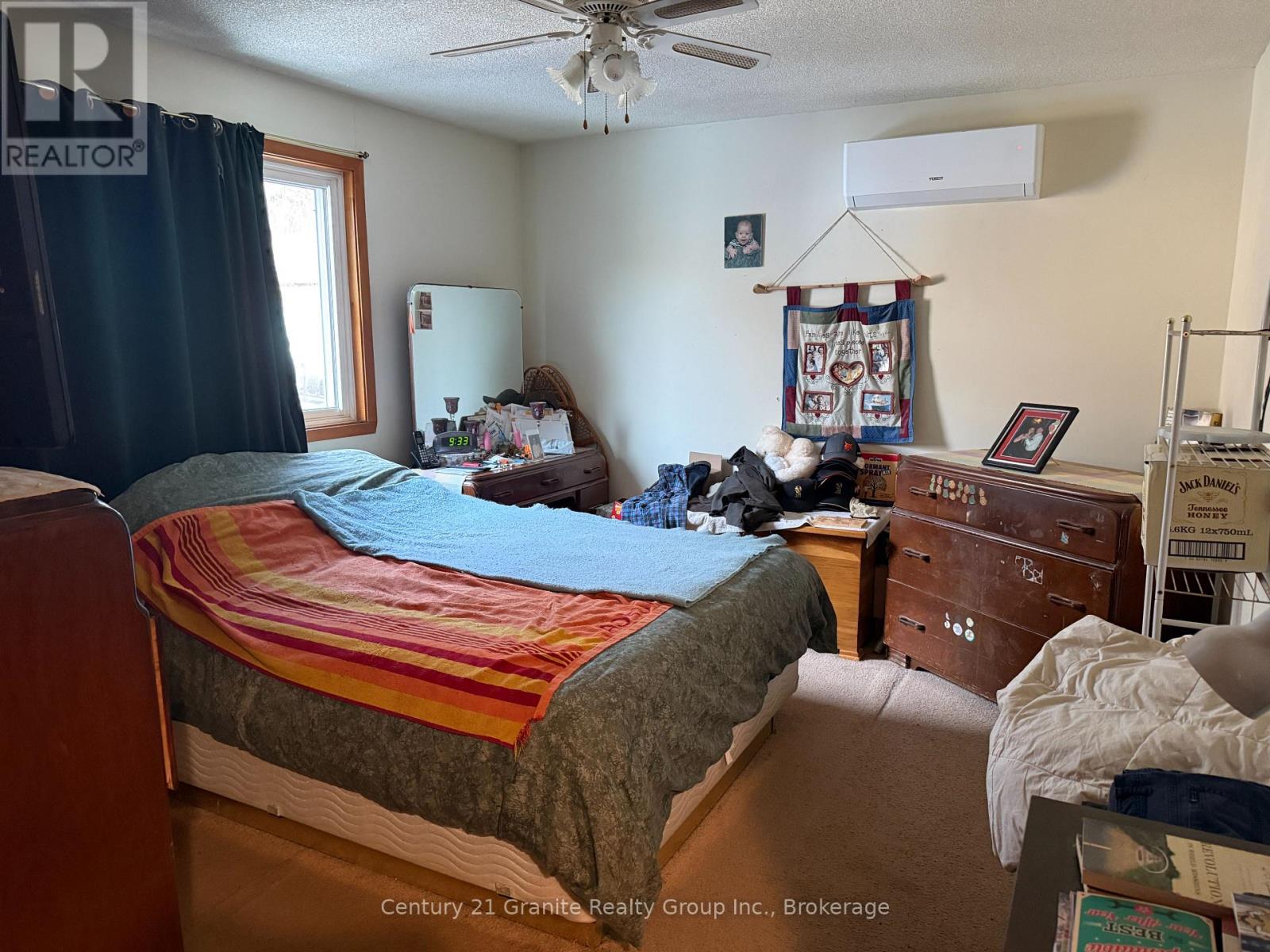 1028 Crabbe Lane Property Photo 12