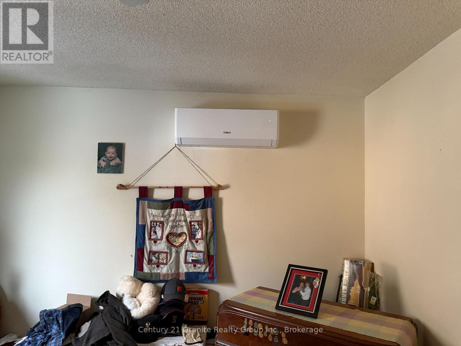 1028 Crabbe Lane Property Photo 13