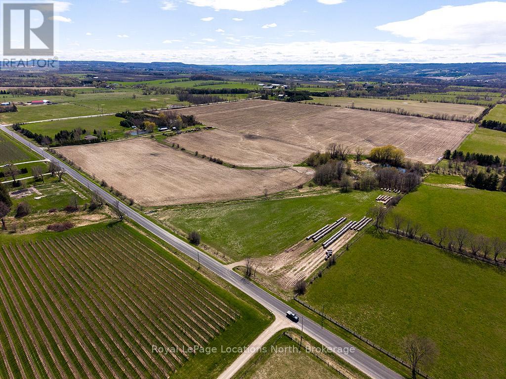 416400 10th Line Property Photo 1