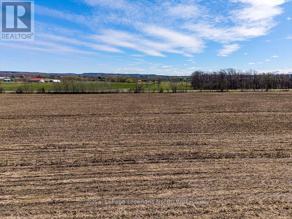 416400 10th Line Property Photo 9