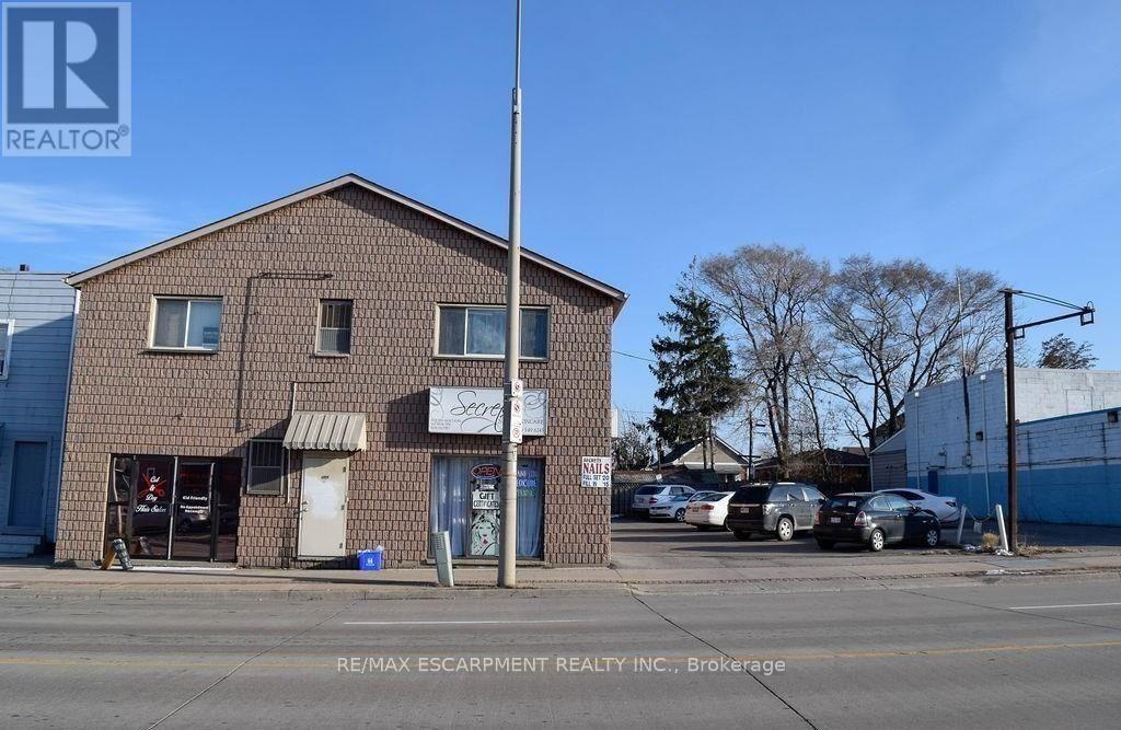 OFFICE #1 - 120 PARKDALE AVENUE N Property Photo 1