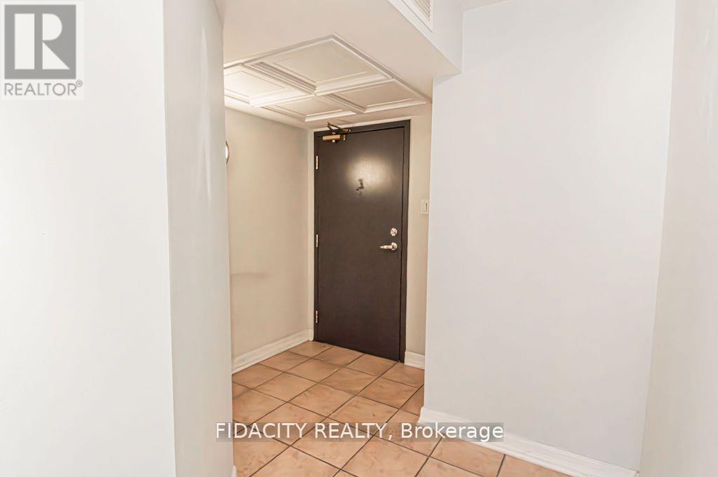 5l - 310 Central Park Drive Property Photo 3