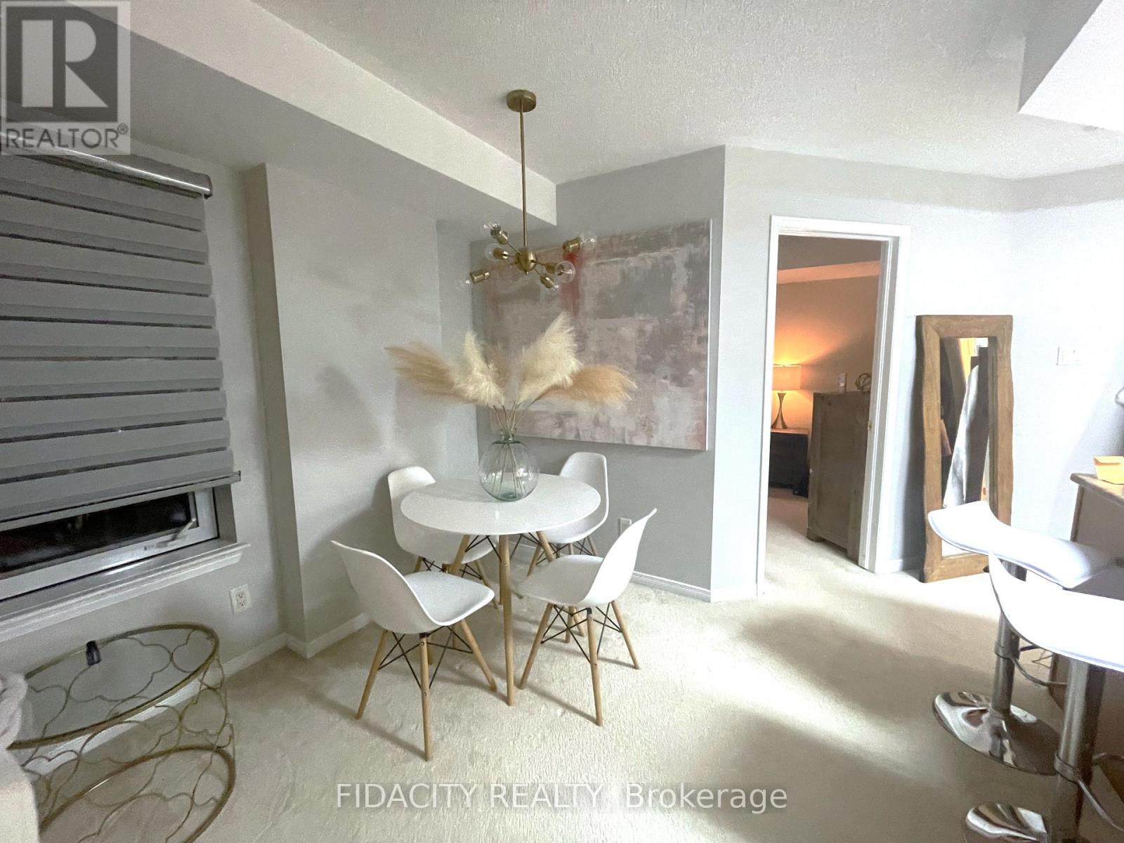 5l - 310 Central Park Drive Property Photo 6