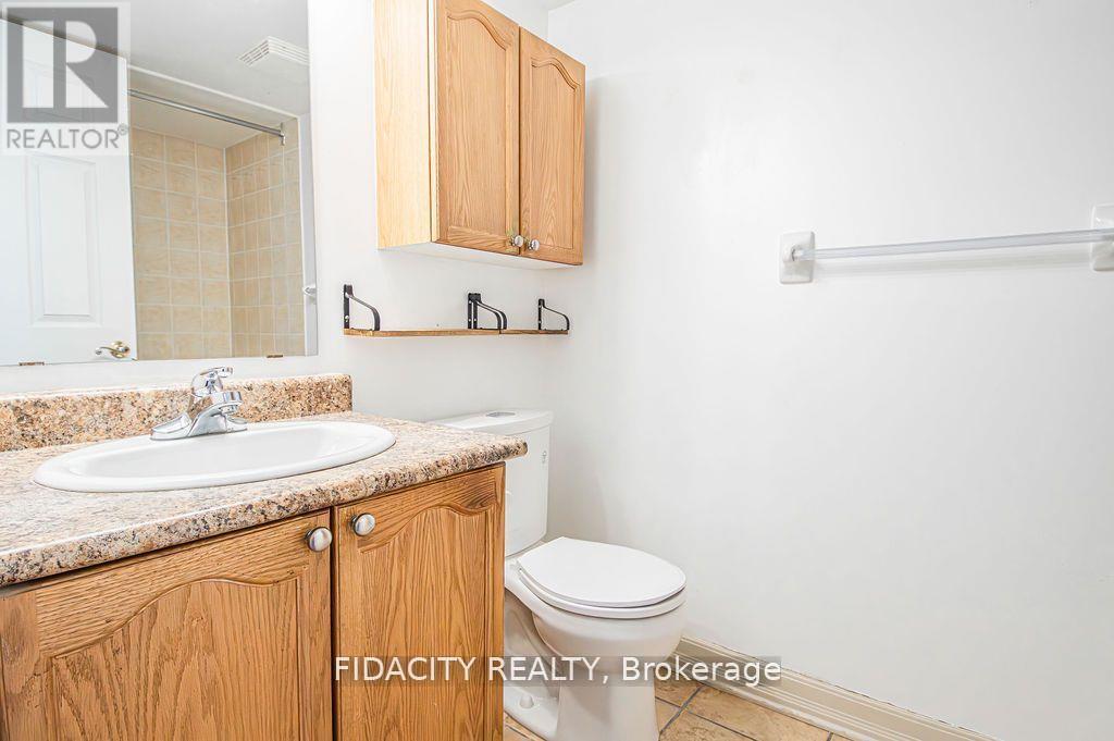 5l - 310 Central Park Drive Property Photo 8