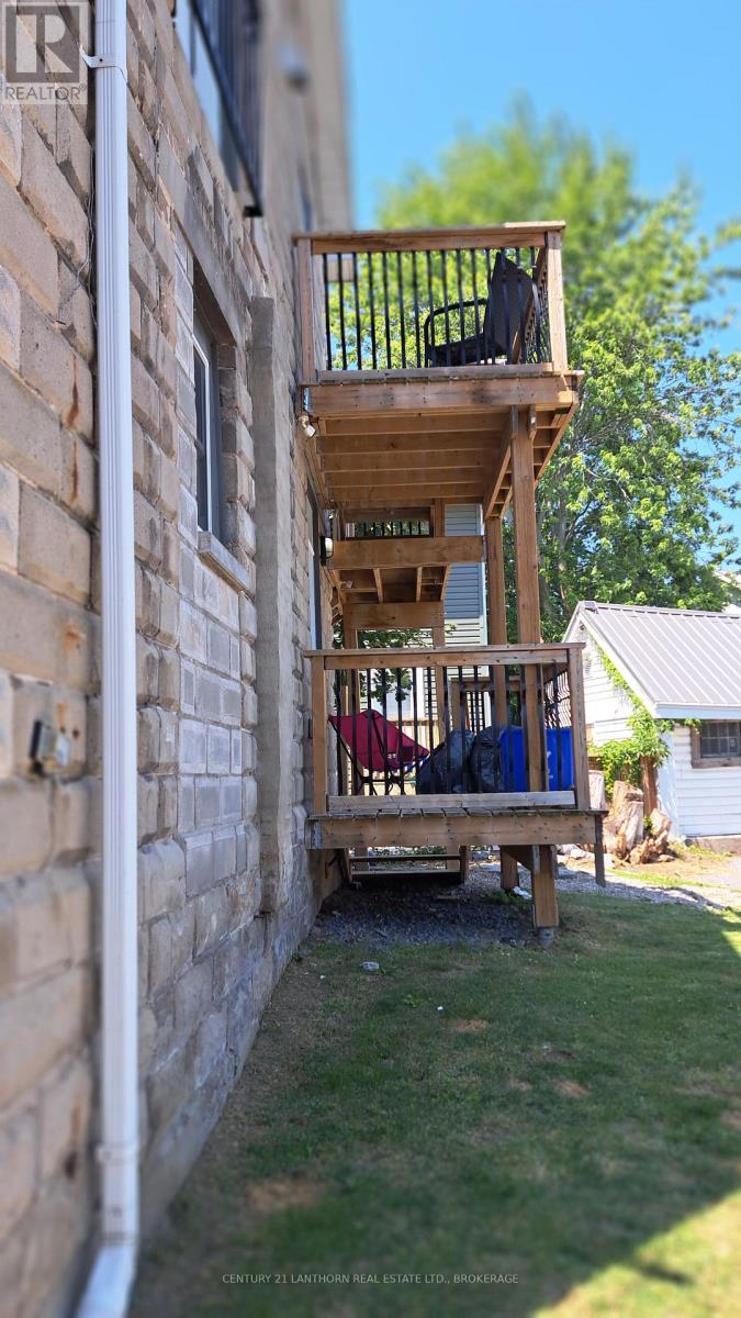 45 Chestnut Street Property Photo 9