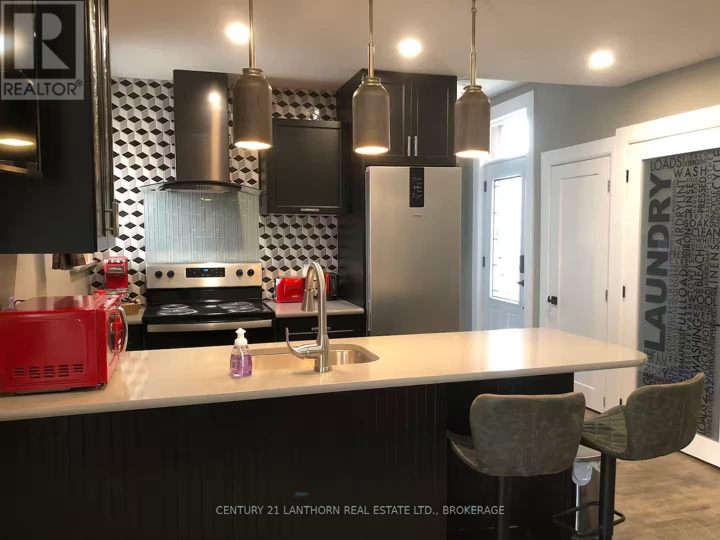 45 Chestnut Street Property Photo 30