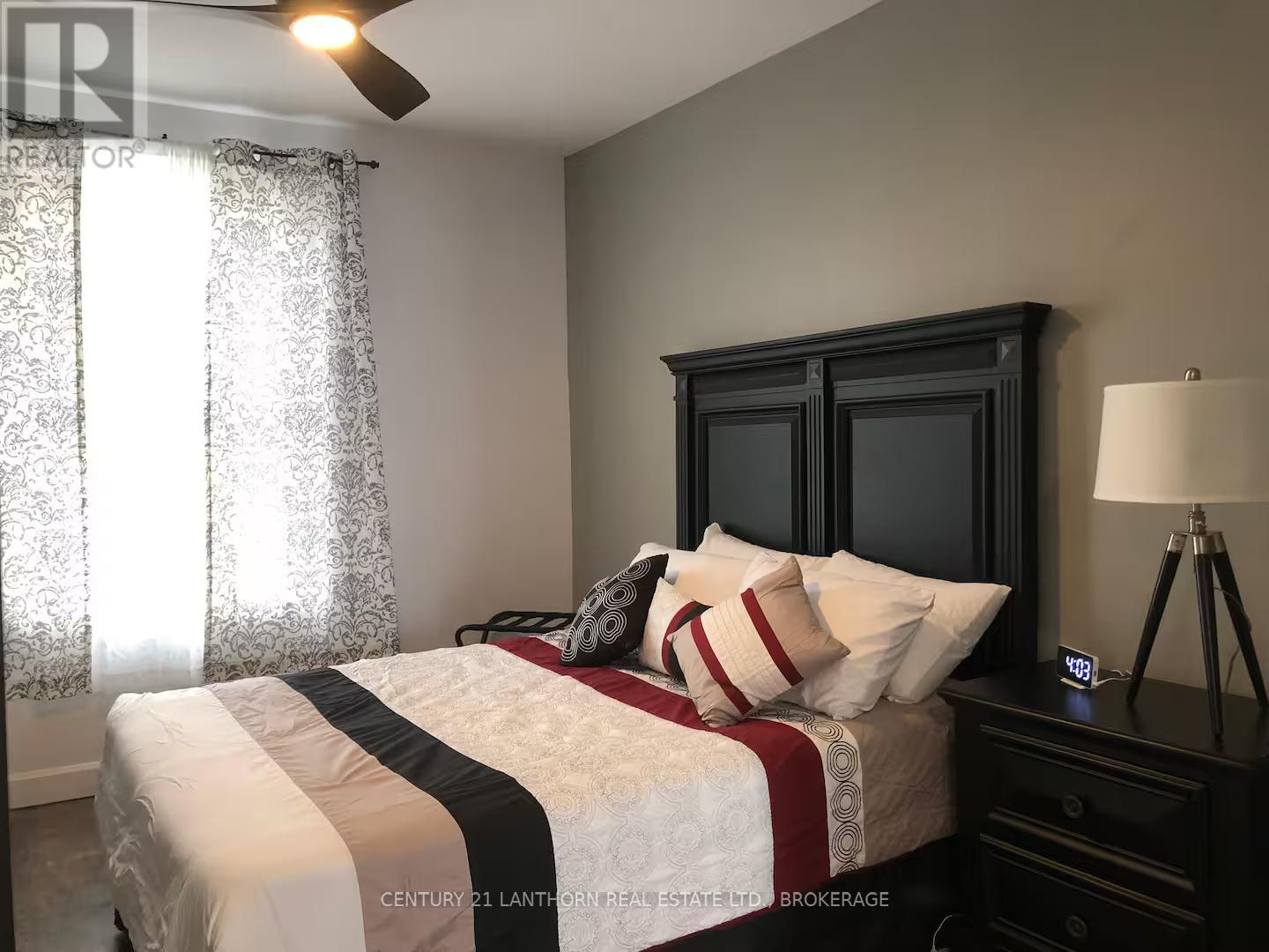 45 Chestnut Street Property Photo 33
