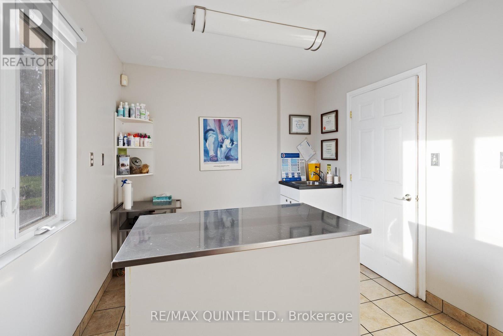 437 Bleecker Avenue Property Photo 10
