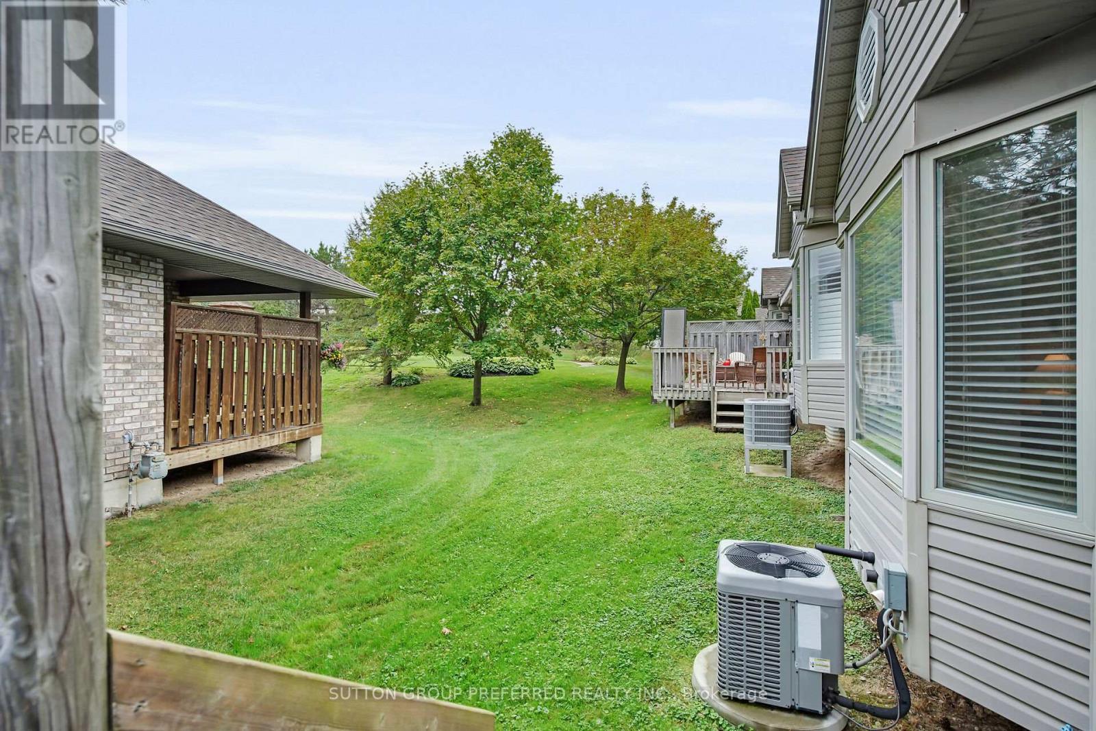12 - 800 Commissioners Road W Property Photo 37