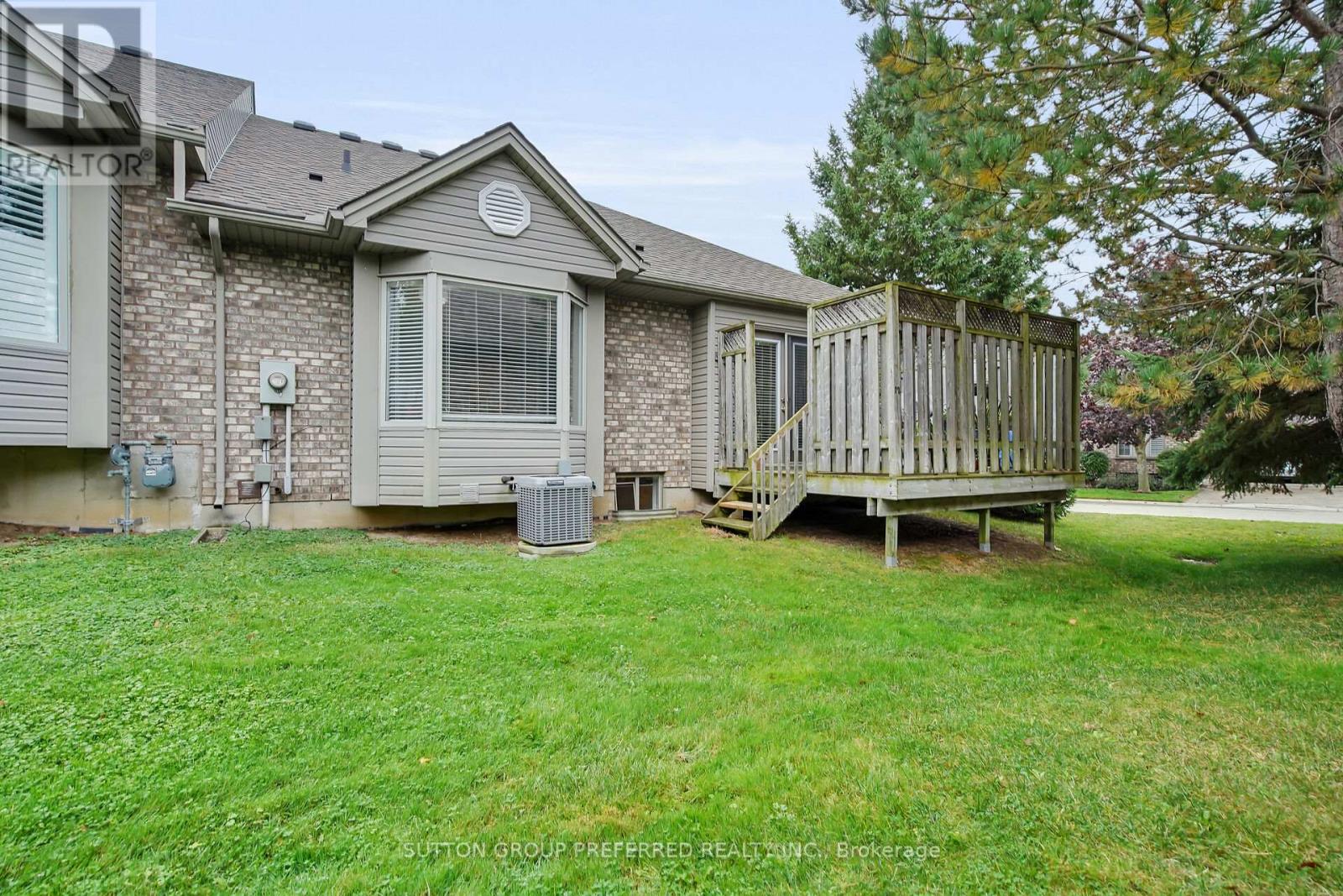 12 - 800 Commissioners Road W Property Photo 38