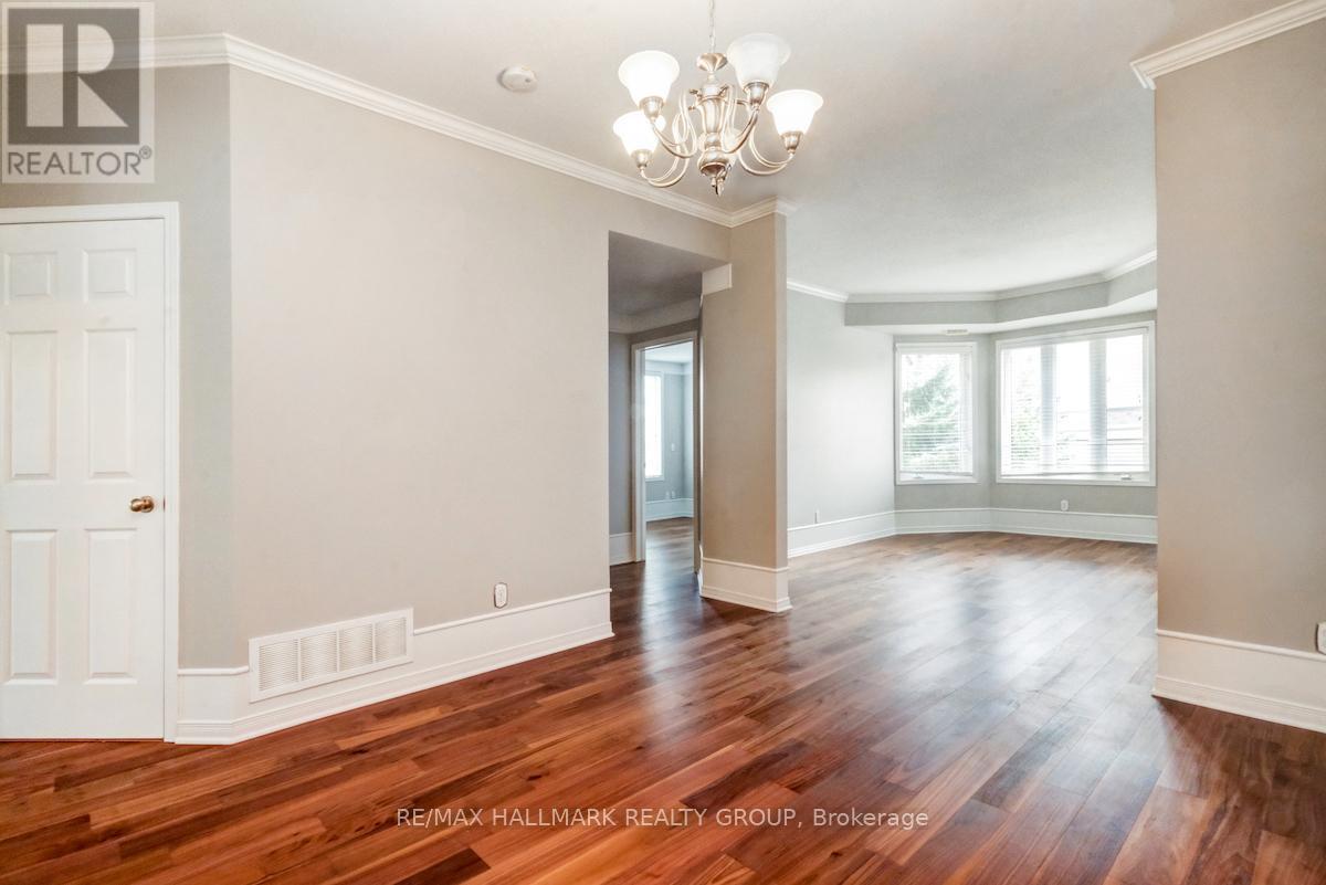 4 - 50 Briargate Property Photo 9