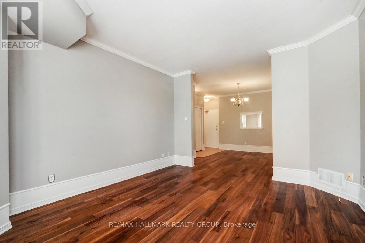 4 - 50 Briargate Property Photo 10
