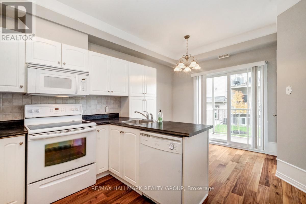 4 - 50 Briargate Property Photo 14
