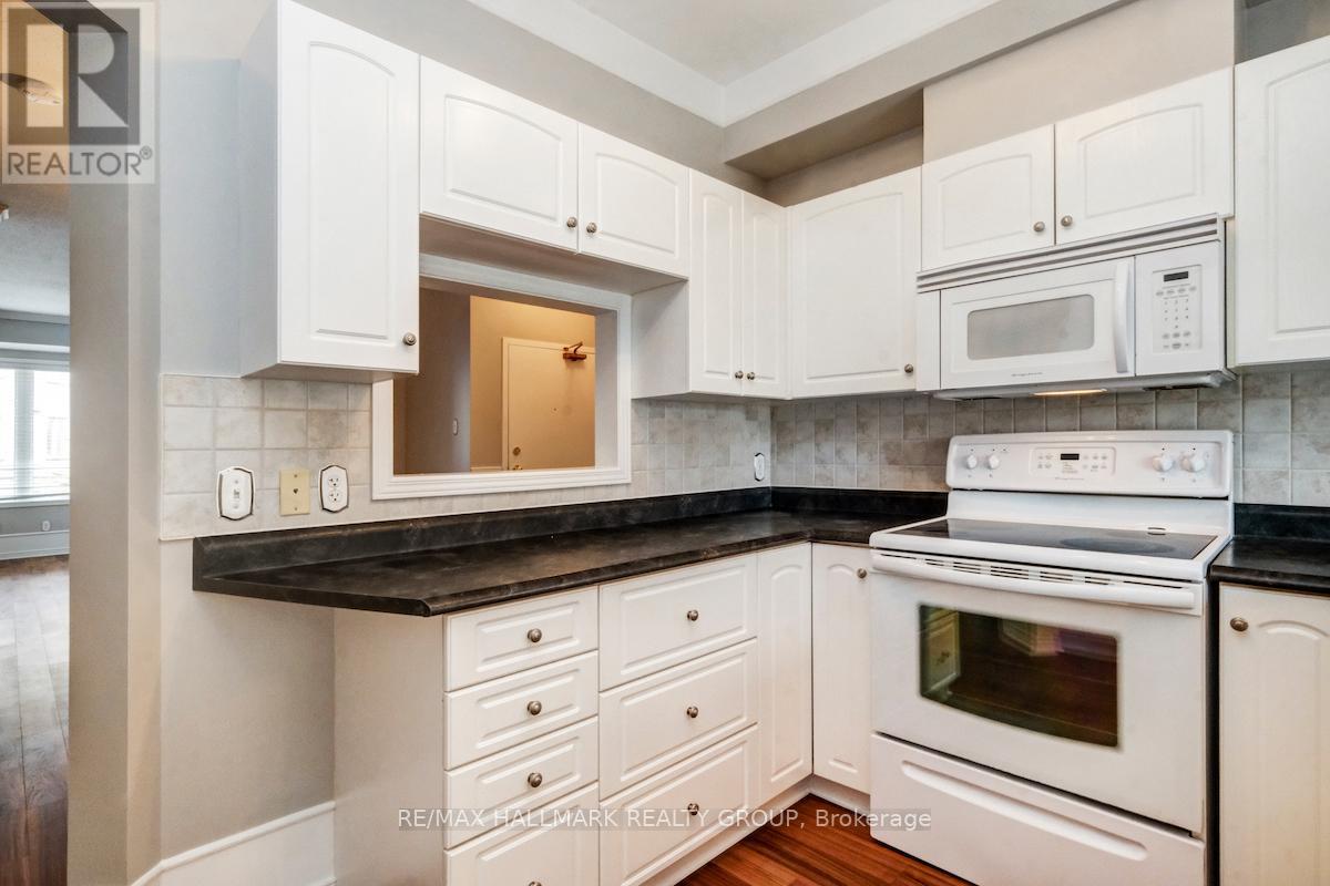 4 - 50 Briargate Property Photo 18