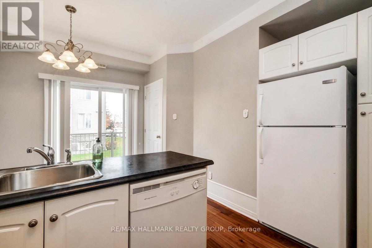 4 - 50 Briargate Property Photo 19
