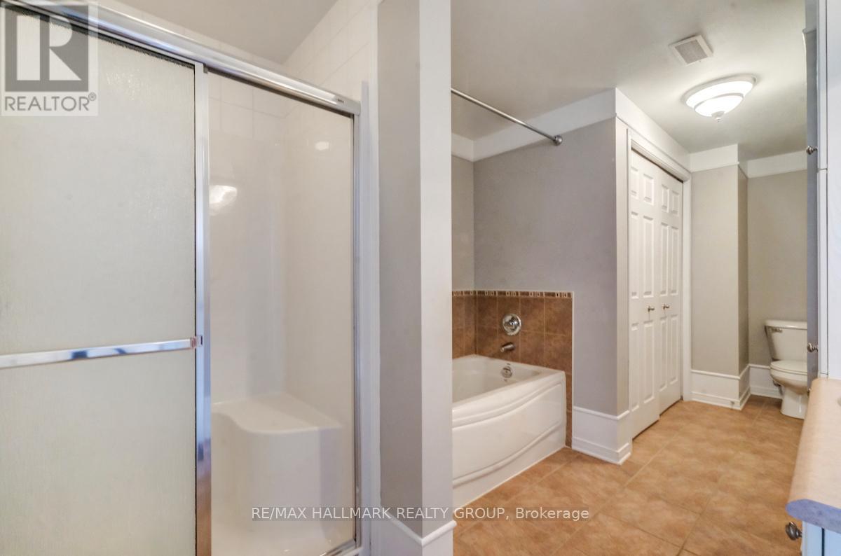 4 - 50 Briargate Property Photo 22