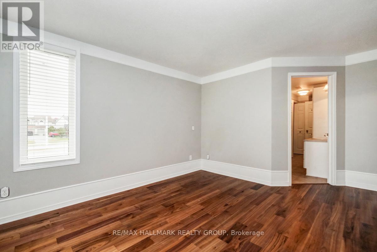 4 - 50 Briargate Property Photo 26